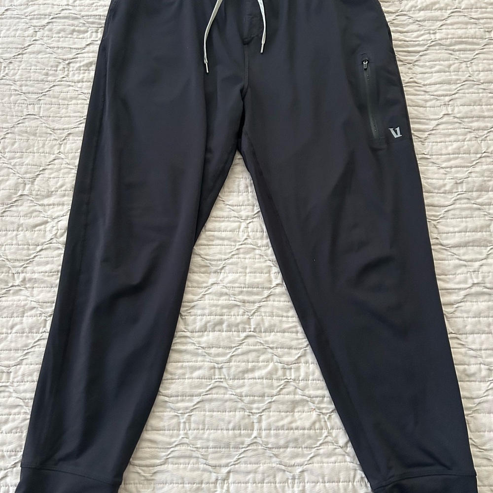 Vuori Black Sunday Joggers